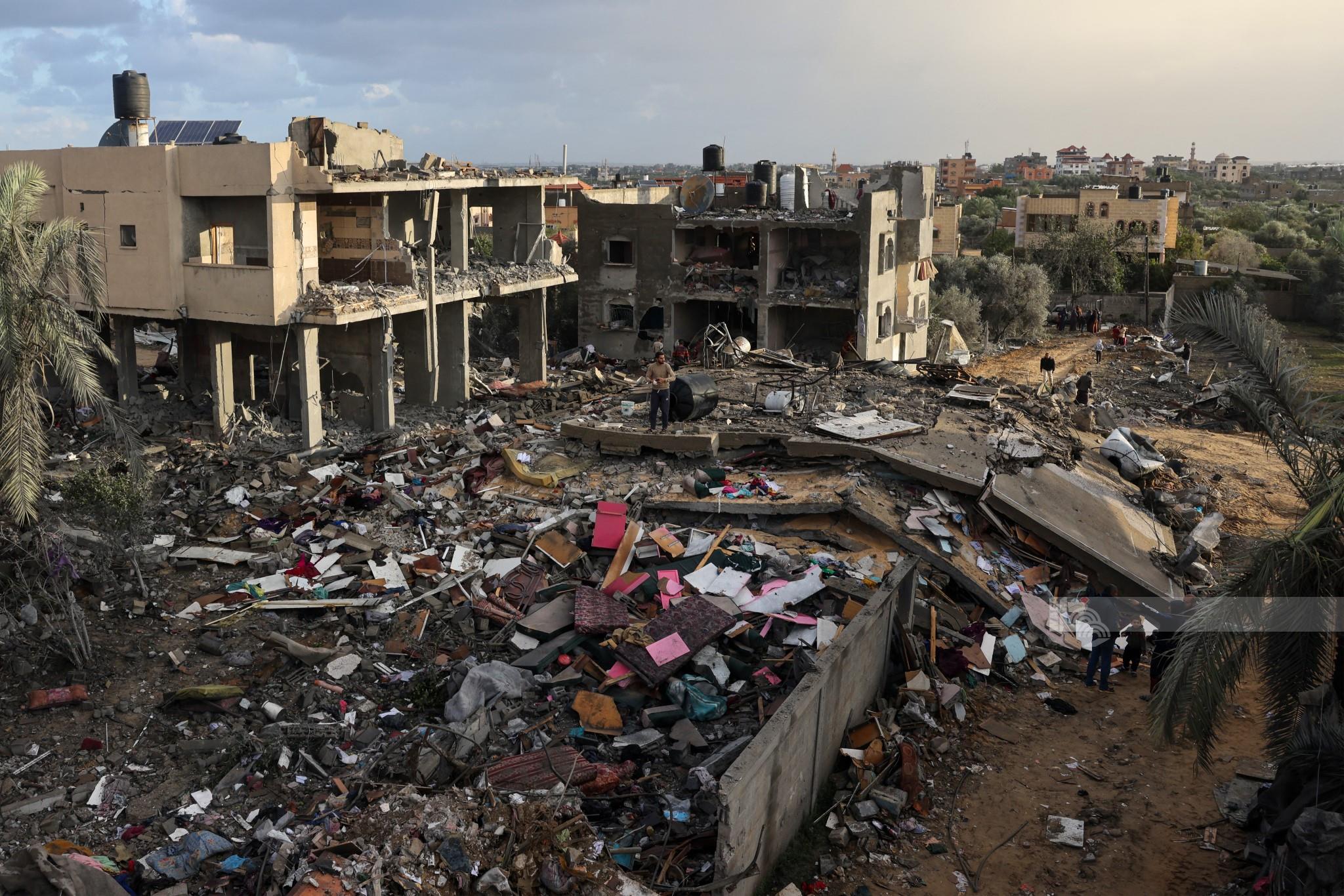 من قصف سابق على رفح.